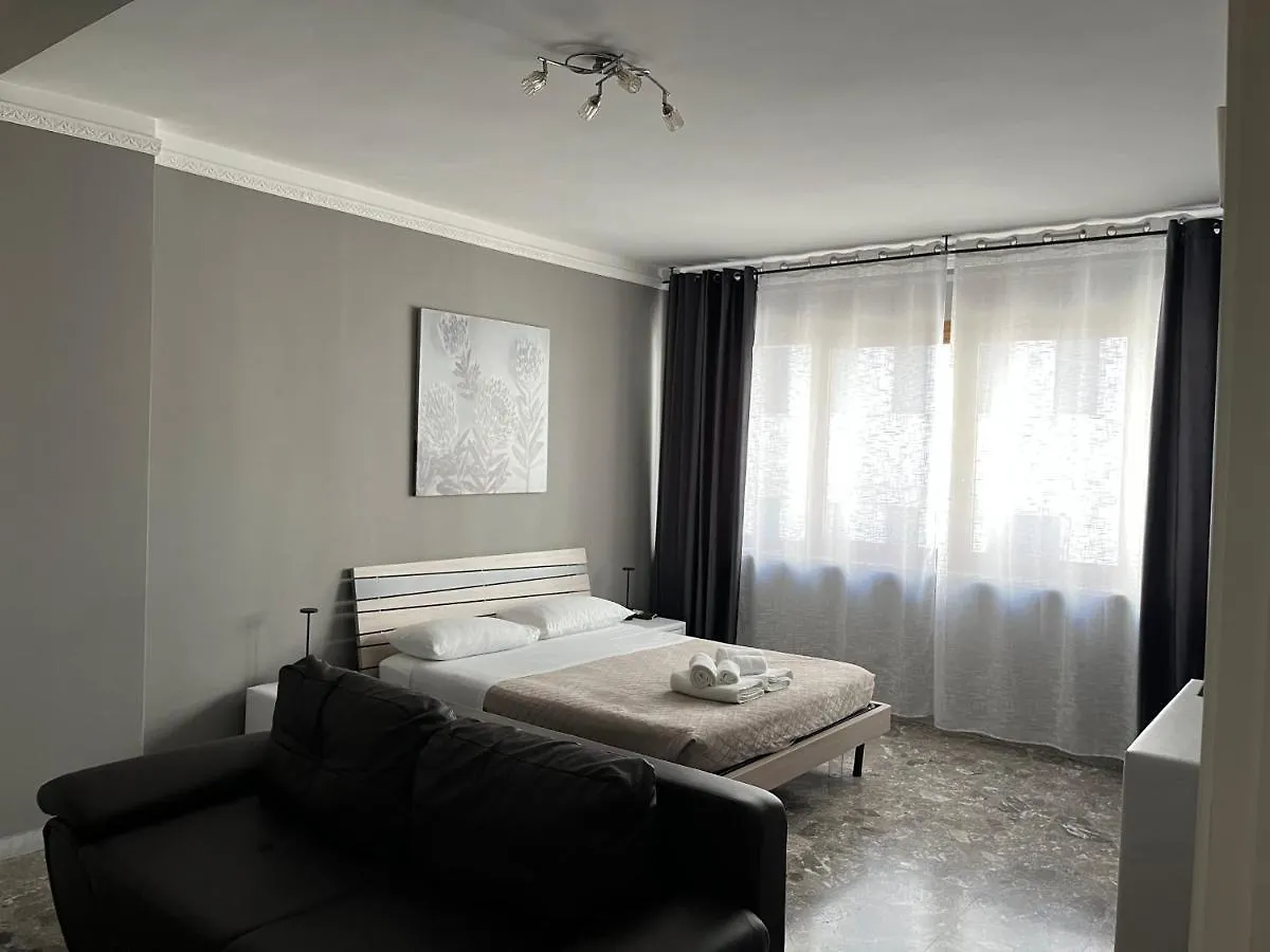 Davis Apartment Brindisi 0*,  Italy